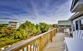 Pet Friendly Sound Views with Pool & Fenced yard - Image 4