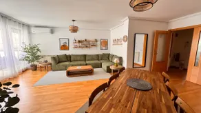Lerma - *Free Parking* 3 bedrooms 168m2 - Image 2