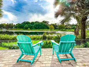 Recharging Lakeview Oasis w/Pool centrally located - Image 3