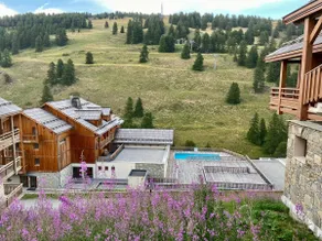 Cozy 1-bedroom apartment • Ski-in/ski-out • Heated pools • WIFI - Image 5