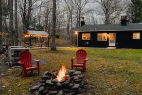 Peaceful Catskills home & trails in Round Top - Image 5