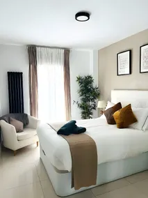Apartment in Madrid. 2 bedrooms and terrace - Image 2