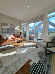 Alpine Ridge- Rooftop Hot Tub, EV Plug, PS5 & more - Image 3