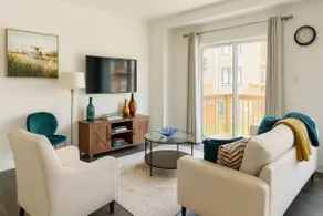 Stylish 4BR Townhouse (TV in every room, GameRoom) - Image 2