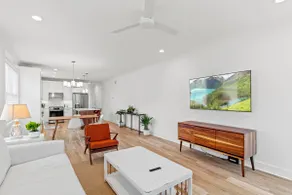 4 BR + Den 5 Decks Beach Haven, Best Location! - Image 5