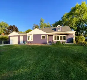Modern Convenient 3BR W/ 2 King beds and Hot Tub - Image 2