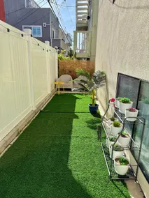 Modern~Steps to the Beach~Rooftop Deck, Bikes! - Image 5