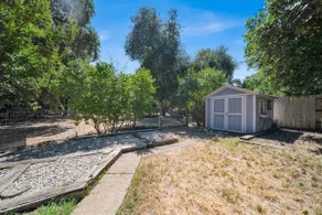 Comfortable home near river access trail - Image 5
