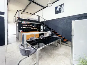 Modern Industrial LOFT, KS bed #5 - Image 4