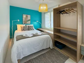 Quiet apartment, 2 Bedrooms, Terrace - Image 5
