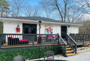 LoveJones Bungalow-Hidden Retreat-Custom Designed - Image 2