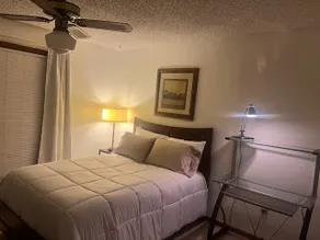 Savannah's; Private Suite on the Golf Course - Image 3