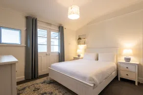 Bay Vista Cottage by the BnB Collection - Image 5
