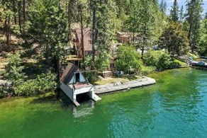 European-style lake hous - Image 3