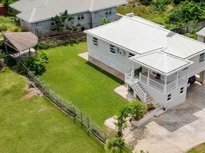 Island Breeze Studio Apartment - Image 2