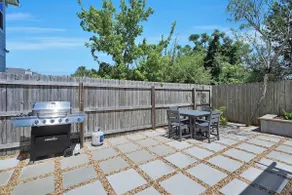 4 BR Townhome-4 blocks to the beach - Image 3