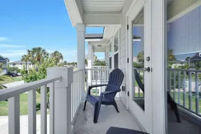 4 BR Townhome-4 blocks to the beach - Image 4