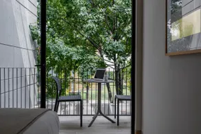 Capitalia | Casa Calderon – A/C & Balcony Bliss - Image 4