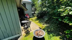 AC •Dog-Friendly • Bike, Hike & Relax • Pool Spa - Image 3