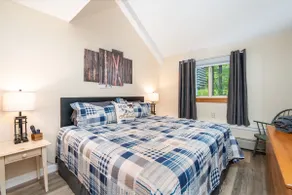 AC •Dog-Friendly • Bike, Hike & Relax • Pool Spa - Image 2