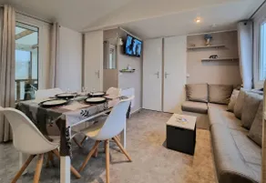 MH137 Mobile Home *Pools *Jacuzzi *Beach 2 km away - Image 3