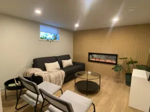 Private 2-bed apartment - Image 3