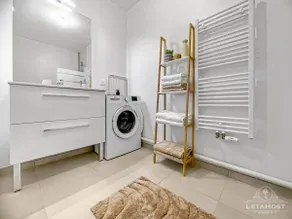 Oiseau Bleu apartment for 6 people, Orly 10 min, balcony, linens - Image 3
