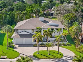 Luxurious Naples retreat! - Image 2