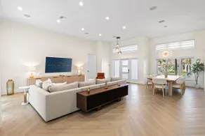 Luxurious Naples retreat! - Image 5