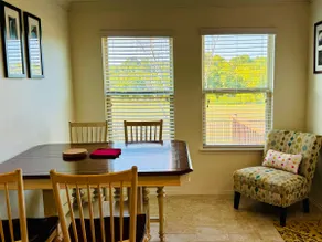 5-Bedroom Retreat w Private Greenbelt & Park Views - Image 5