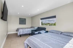 Quinta Cove- Mont Belvieu - Image 4
