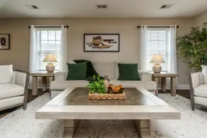 Frankie's Place - Image 5
