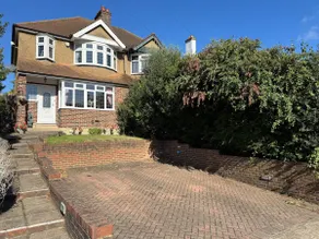 Perfect Booking | Double Driveway Parking + Garden - Image 2
