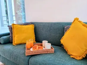 Apartment facing the train station • Ideal for business & short stays - Image 3