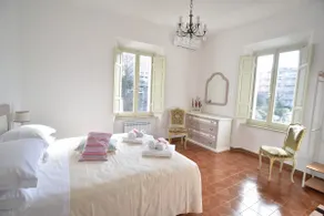 6 guests, air conditioning, parking, near the center - Image 2