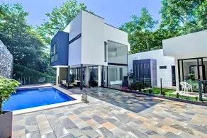 Massive Modern Mansion: 7br Heated Pool + Jacuzzi - Image 2