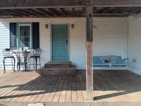 Appalchia, 150 Yr Old Cabin - Image 2