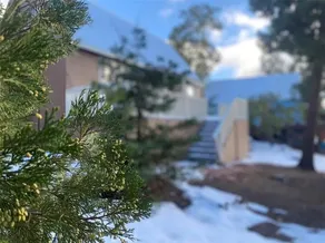 A Rustic Mountain Escape - Image 2