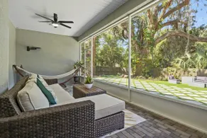 New King Beds-Peaceful backyard-EVcharger-Massage - Image 4