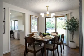 Vista House - Newly Remodeled 4 Bedroom - Image 2