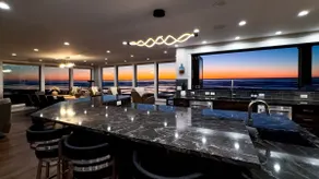 Beachfront Luxury, Hot Tub, Fire Pit, Spa & Arcade - Image 2