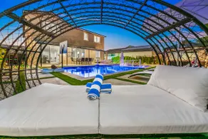 11 Beds Ping Pong, Foosball, Volleyball+Basketball - Image 2
