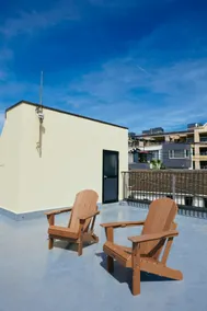 1-minute walk to the sea, breakfast included, parking lot, Mt. Fuji and sea view, private rooftop, modern - Image 2