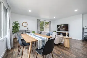 Entire house in Tacoma - Image 2