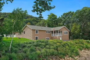 Waterfront | HOT TUB | Sleeps 15 - Image 3