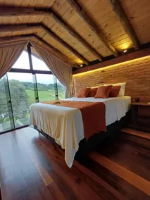 Morro das Pedras Cabin - SPA and Ornamental Lake - Image 4