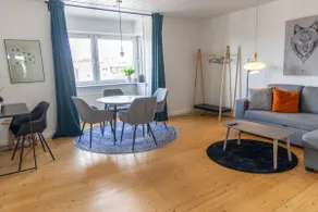 Perfect for 3 | Free parking | Close to downtown - Image 2