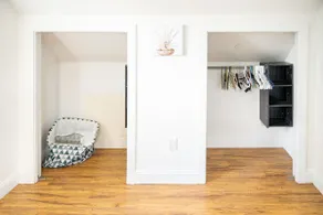 Lovely 3BR Lane House w/AC + Free Parking - Image 3