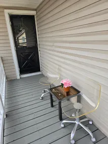 BE Refreshed - Sleeps 6 near WYNN & Utica College - Image 4