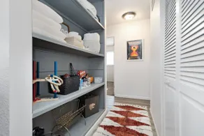Centrally located, Cozy 4b/2b home away from home! - Image 3